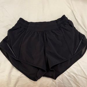Lululemon Hotty Hot shorts